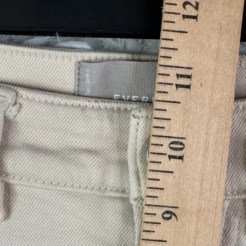 Everlane The‎ Straight Leg Crop Short Beige Womens Size 0 Classic Minimalist